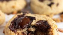 Chewy Keto Chocolate Chip Cookies Chewy Keto Chocolate Chip Cookies
