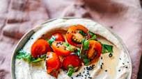 einfaches und cremiges klassisches Hummus einfaches und cremiges klassisches Hummus