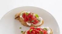 Crispy Bruschetta with Goat Cheese, Tomatoes and Mint Crispy Bruschetta with Goat Cheese, Tomatoes and Mint