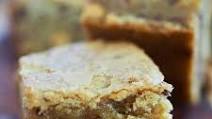 Easy Chewy Blondie Recipe Easy Chewy Blondie Recipe