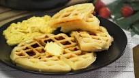 IHOP Waffles and Scrambled Eggs Recipe (Copycat) IHOP Waffles and Scrambled Eggs Recipe (Copycat)
