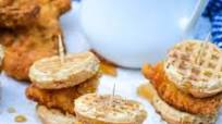 Chicken & Waffles Sliders Chicken & Waffles Sliders