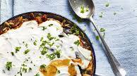 Baked orzo and lamb with yoghurt and tomato sauce Baked orzo and lamb with yoghurt and tomato sauce