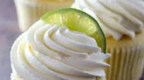 Margarita Cupcakes with Lime Curd Filling Margarita Cupcakes with Lime Curd Filling