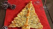Albero di Natale di pasta sfoglia Albero di Natale di pasta sfoglia