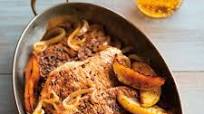 Cider-Braised Pork Chops with Apples Cider-Braised Pork Chops with Apples