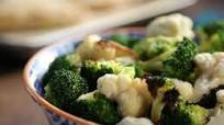 Garlicky Sauteed Broccoli and Cauliflower Garlicky Sauteed Broccoli and Cauliflower