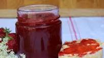 Rezept Erdbeermarmelade mit Holunder Rezept Erdbeermarmelade mit Holunder