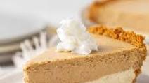 Layered Pumpkin Cheesecake Pie Layered Pumpkin Cheesecake Pie