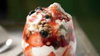 A Dessert-Worthy Fruit and Granola Yogurt Parfait Recipe A Dessert-Worthy Fruit and Granola Yogurt Parfait Recipe