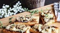 Warm Mushroom & Cheese Bruschetta Warm Mushroom & Cheese Bruschetta