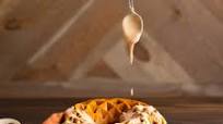 Glazed Pumpkin Spice Bundt Cake Glazed Pumpkin Spice Bundt Cake