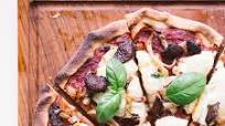Gluten-Free Vegan Pizza with Mushrooms & Onions Gluten-Free Vegan Pizza with Mushrooms & Onions