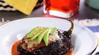 Chile Ancho Relleno de Frijol con Queso Chile Ancho Relleno de Frijol con Queso