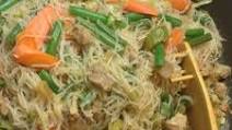 Pancit Bihon Guisado - Filipino Rice Noodles with Vegetables Pancit Bihon Guisado - Filipino Rice Noodles with Vegetables