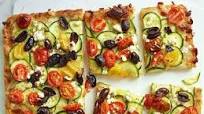Whole-Wheat Cherry Tomato and Zucchini Pan Pizza Whole-Wheat Cherry Tomato and Zucchini Pan Pizza