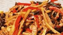 Pork stir-fry with bamboo shoots and mushrooms (Yú xiāng ròu sī) Pork stir-fry with bamboo shoots and mushrooms (Yú xiāng ròu sī)