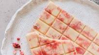 Homemade Dairy Free White Chocolate with Freeze Dried Strawberries Homemade Dairy Free White Chocolate with Freeze Dried Strawberries