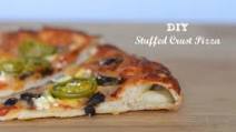DIY Stuffed Crust Pizza DIY Stuffed Crust Pizza