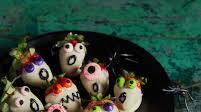 White Chocolate Strawberry Ghosts White Chocolate Strawberry Ghosts