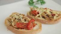 Bruschette s gljivama i sirom Bruschette s gljivama i sirom