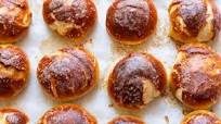 Soft Pretzel Balls and Beer Cheese Soft Pretzel Balls and Beer Cheese