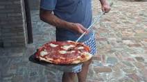 Italian Pizza recipe from Tuscany: all the right steps and tips to have a perfect one! Italian Pizza recipe from Tuscany: all the right steps and tips to have a perfect one!