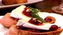Cranberry Brie Bruschetta Cranberry Brie Bruschetta