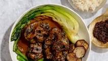 Oxtail Stew in Peanut Sauce (Kare-Kare) Oxtail Stew in Peanut Sauce (Kare-Kare)