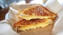 Kızarmış Çıtır Peynirli Tost Kızarmış Çıtır Peynirli Tost
