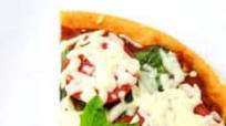 Easy Margherita Pizza (Gluten Free) Easy Margherita Pizza (Gluten Free)