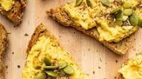 Pumpkin Hummus Toasts with Za’atar Pumpkin Hummus Toasts with Za’atar