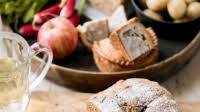 Ploughman’s lunch with soda bread Ploughman’s lunch with soda bread