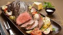 Beef Tenderloin Roast with Garlic-Roasted Vegetables Beef Tenderloin Roast with Garlic-Roasted Vegetables