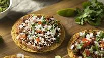 Tostadas de picadillo Tostadas de picadillo