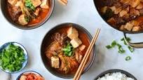 Korean Spicy Beef Stew (Kimchi Jigae) Korean Spicy Beef Stew (Kimchi Jigae)