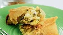 Cheesy Chicken Pesto Lumpia Cheesy Chicken Pesto Lumpia