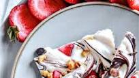 Keto Strawberry Chocolate Cheesecake Bark Keto Strawberry Chocolate Cheesecake Bark