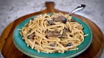Vegan Mushroom Stroganoff Vegan Mushroom Stroganoff