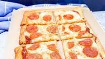 Making Pizza with Crescent Rolls Making Pizza with Crescent Rolls