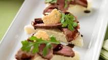 Beef Crostini with Parmesan Crisps and Balsamic Drizzle Beef Crostini with Parmesan Crisps and Balsamic Drizzle