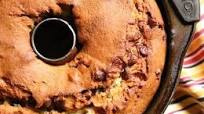 Insanely Good Banana Chocolate-Chip Bundt Cake Insanely Good Banana Chocolate-Chip Bundt Cake