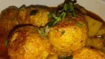 Chicken Kofta Curry Pakistani Food Recipe (With Video) Chicken Kofta Curry Pakistani Food Recipe (With Video)