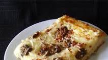 Deep Dish Alfredo Pizza Deep Dish Alfredo Pizza