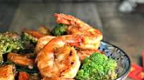 Chinese Shrimp and Broccoli Stir Fry Chinese Shrimp and Broccoli Stir Fry