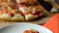 Homemade Pan Pizza Homemade Pan Pizza