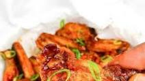 Crispy Honey Sriracha Chicken Wings (Air fryer and Oven) Crispy Honey Sriracha Chicken Wings (Air fryer and Oven)