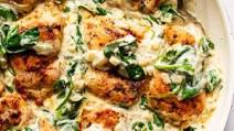 One Skillet Creamed Spinach Chicken {Whole30, Keto} One Skillet Creamed Spinach Chicken {Whole30, Keto}