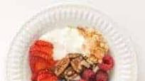 5 Simple Healthy Yogurt Bowl Ideas 5 Simple Healthy Yogurt Bowl Ideas