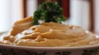 Hummus - Vegan and Made in the Thermomix Hummus - Vegan and Made in the Thermomix